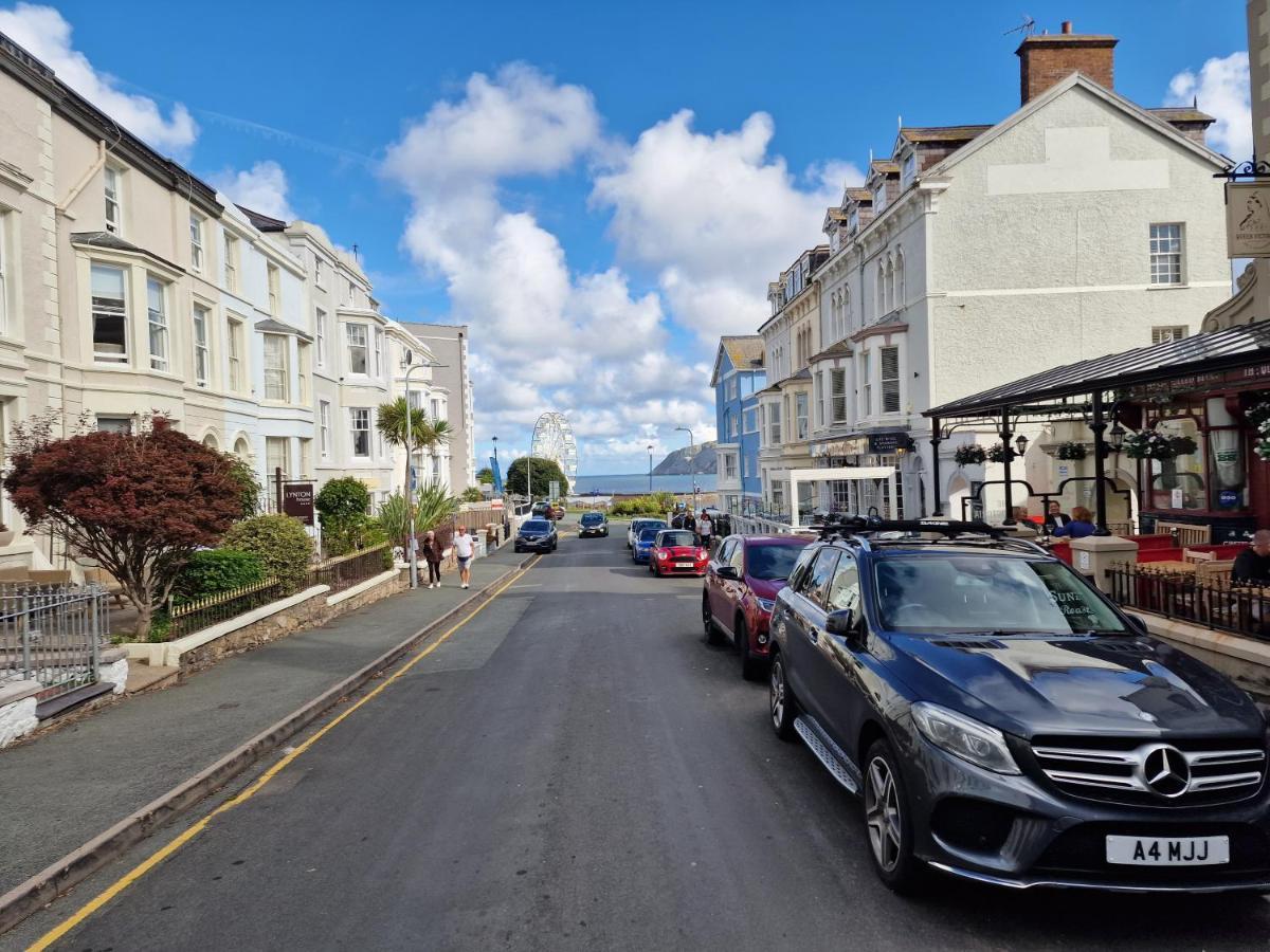 Breeze B&B Llandudno Exterior photo